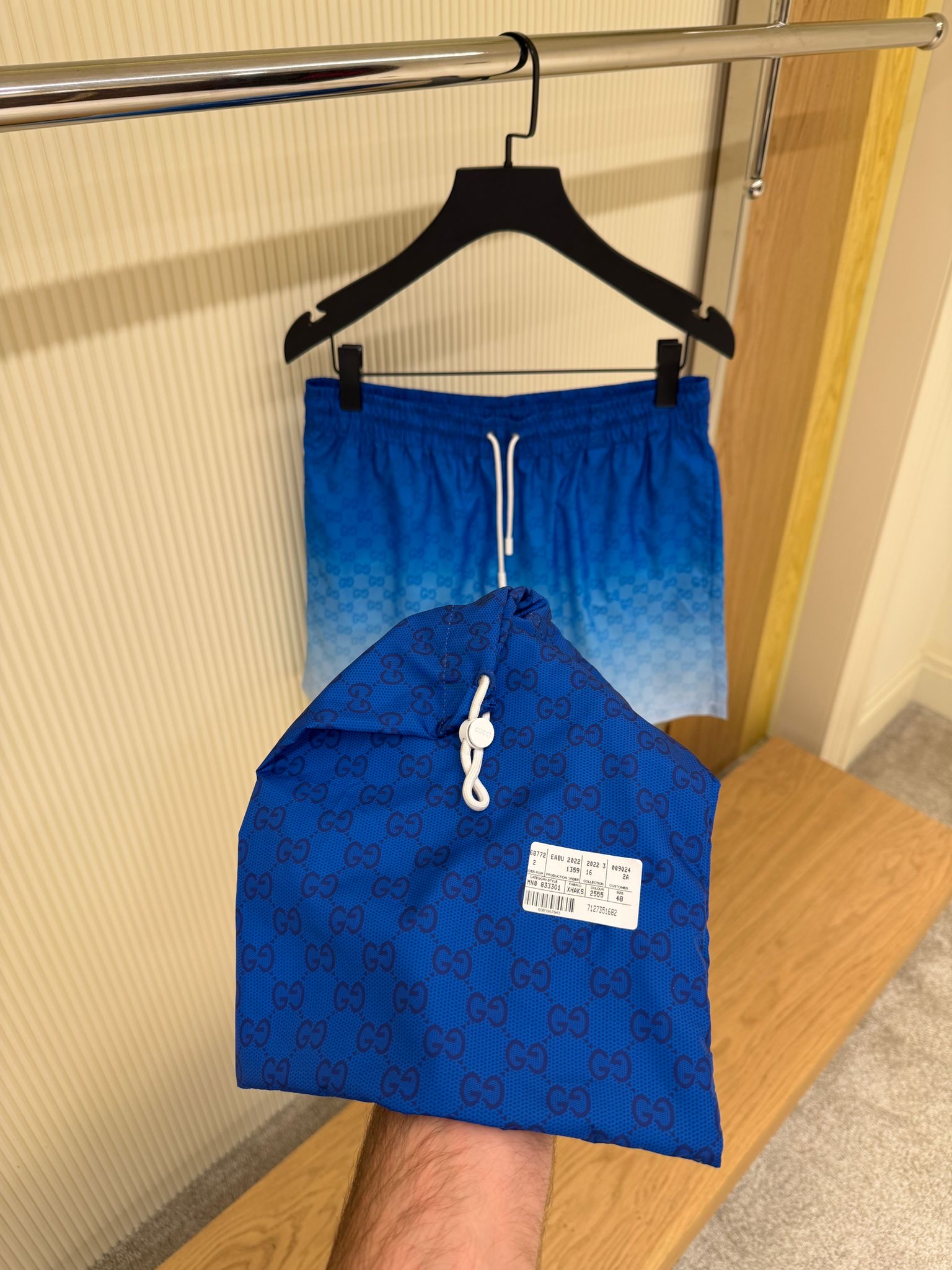 03f5181f-4aba-4b6c-ab91-6ee81416eae2