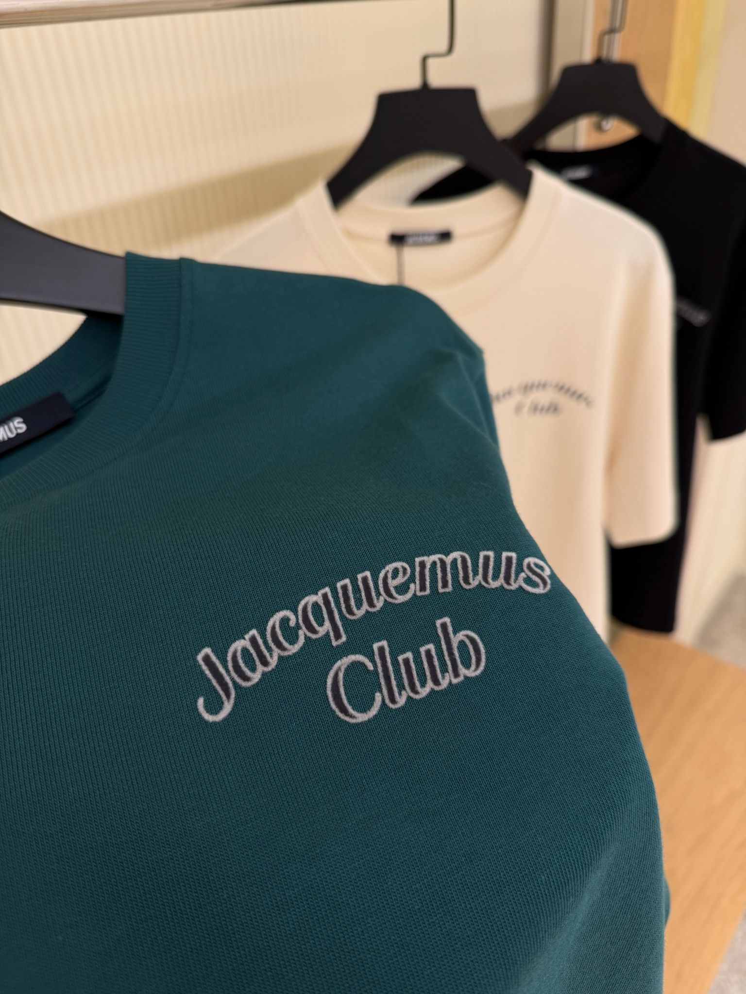 221bc278-8c04-41f9-9ec3-adcb7b5f18a5