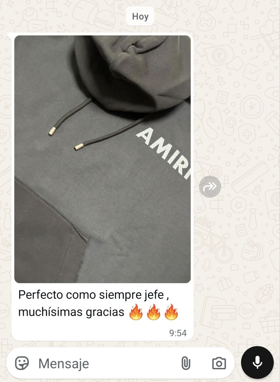 Fotografía del pedido y mensaje de un cliente de ENZOFASHO, 1 de 26