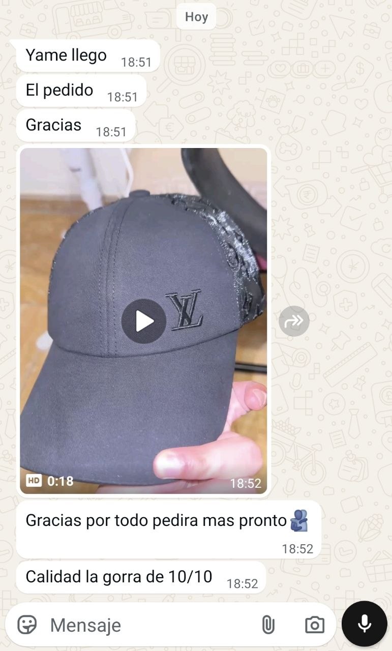 Fotografía del pedido y mensaje de un cliente de ENZOFASHO, 3 de 26