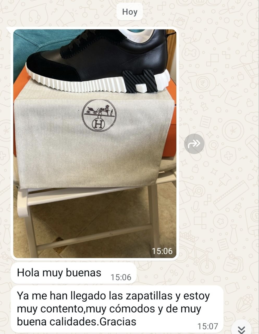 Fotografía del pedido y mensaje de un cliente de ENZOFASHO, 7 de 26