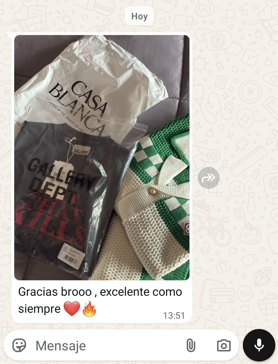 Fotografía del pedido y mensaje de un cliente de ENZOFASHO, 15 de 26
