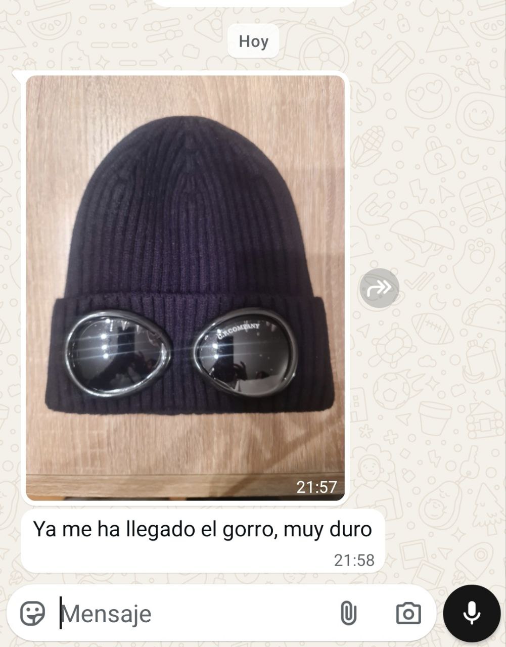 Fotografía del pedido y mensaje de un cliente de ENZOFASHO, 18 de 26