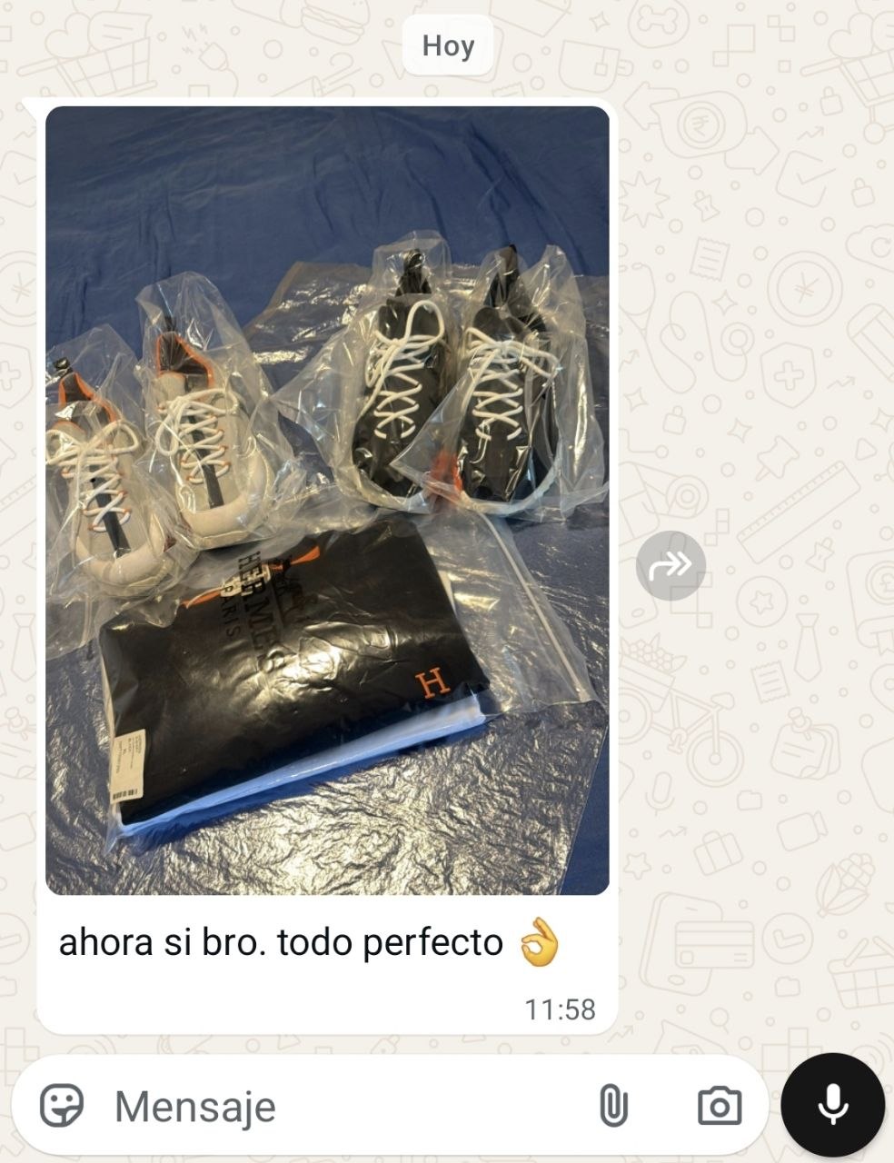 Fotografía del pedido y mensaje de un cliente de ENZOFASHO, 20 de 26