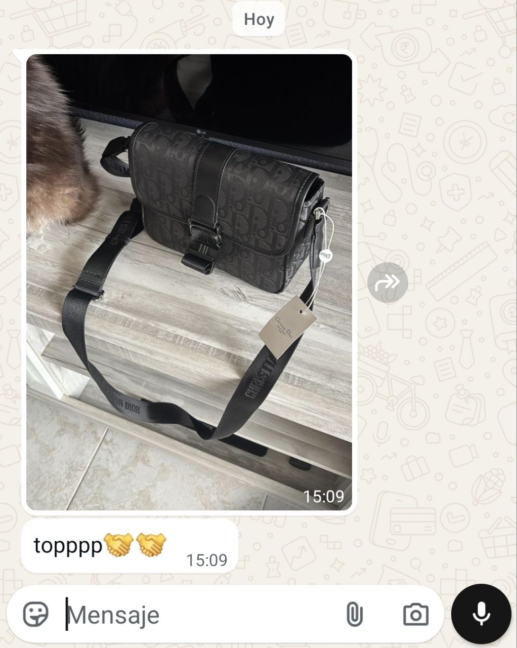 Fotografía del pedido y mensaje de un cliente de ENZOFASHO, 23 de 26